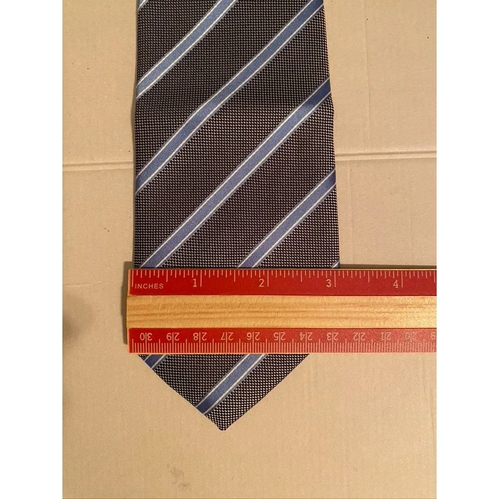 Kailong silk necktie